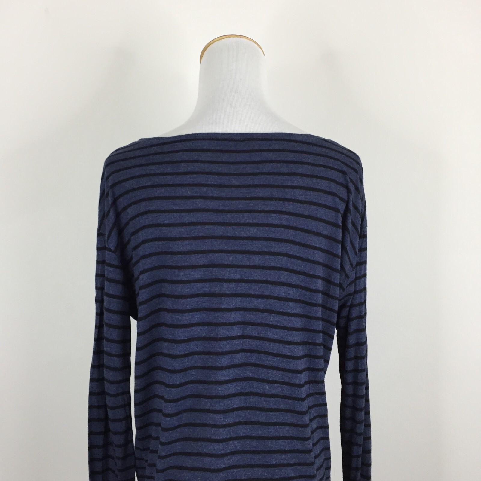 VINCE Womens sz Small/Medium Dark Blue Black Striped Long Sleeve Shirt