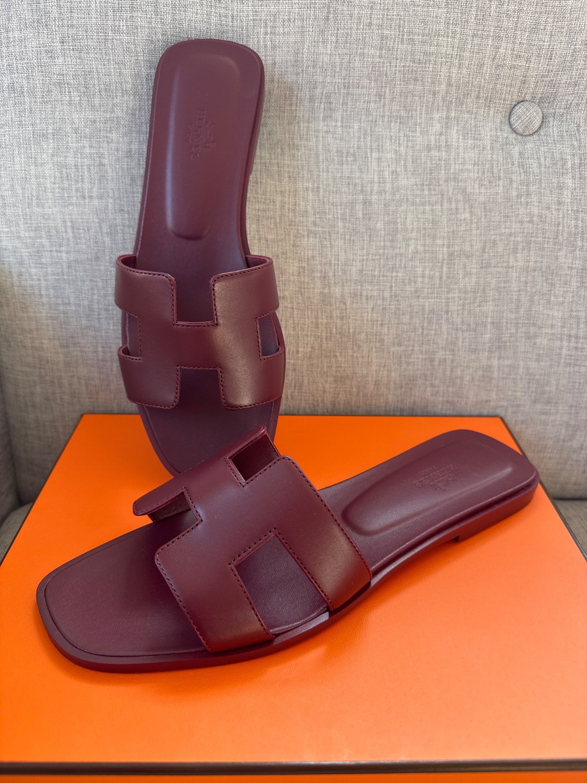 Hermes Oran Rough H Sandals Box Calfskin Flats Shoes Sz 40 Auth Box Dust Bag