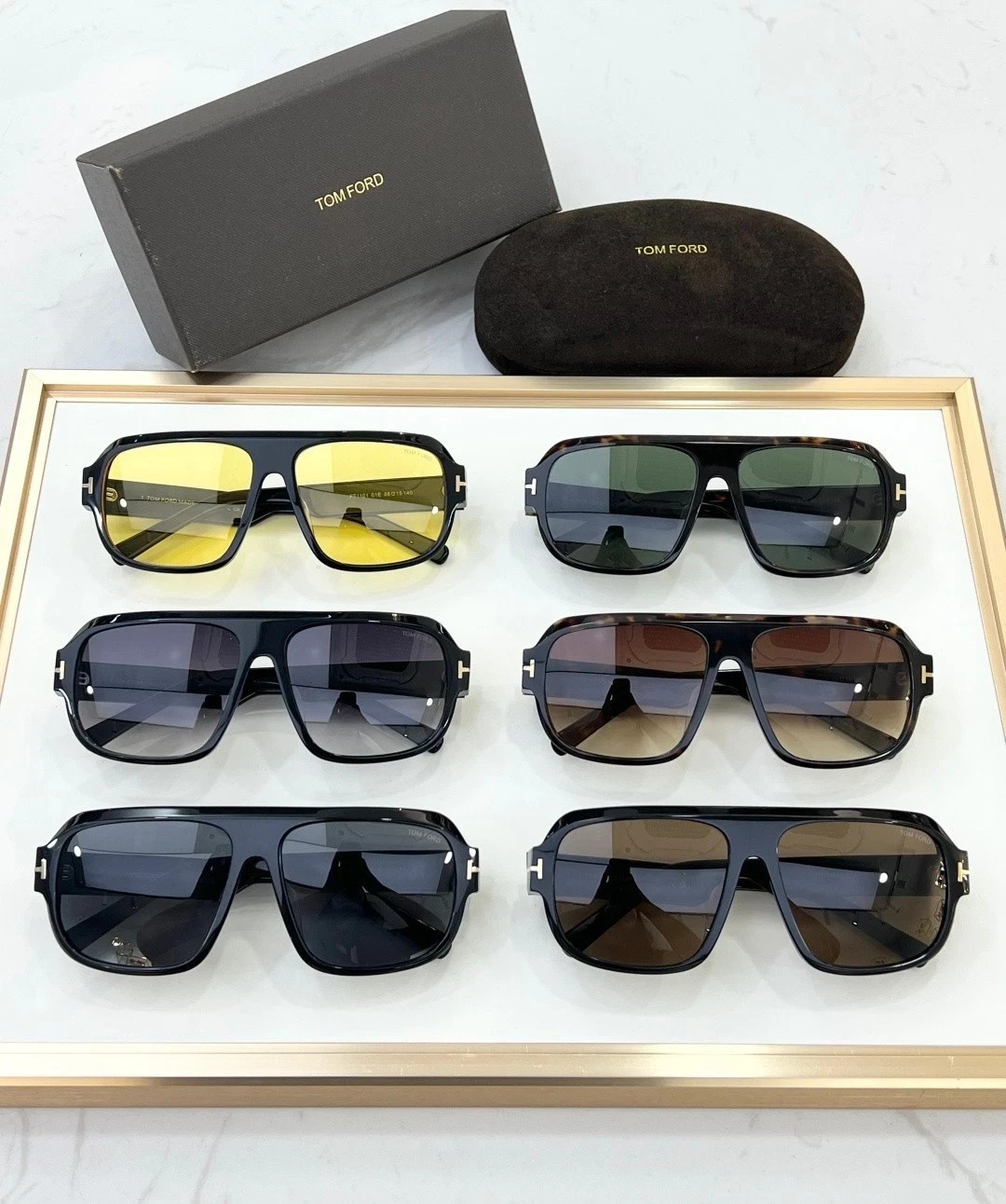Tom Ford Turner FT1101 Unisex Sunglasses Black Frame Gradient Gray Lens 58-15