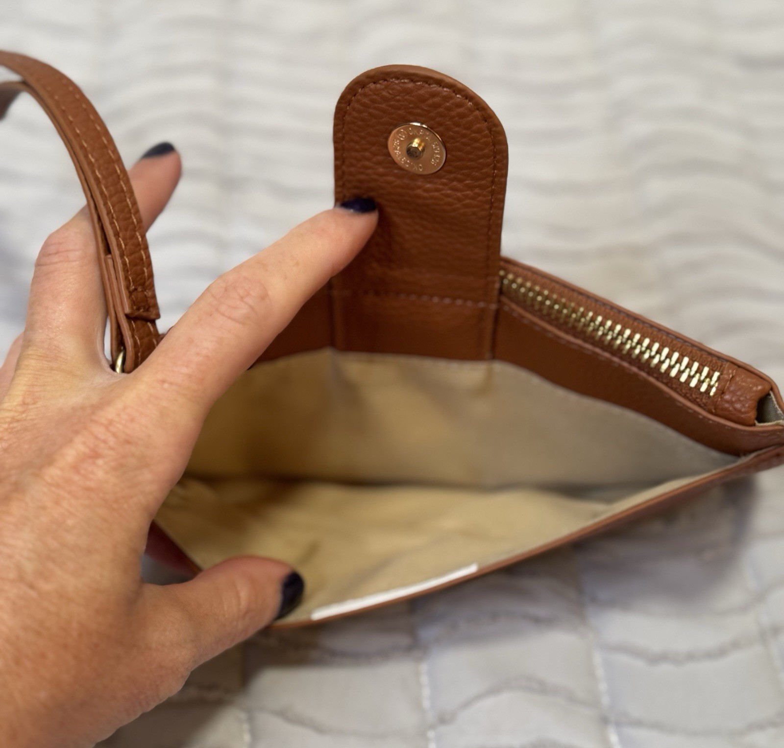 CleverMade Premium Zip Pouch Wallet Clutch