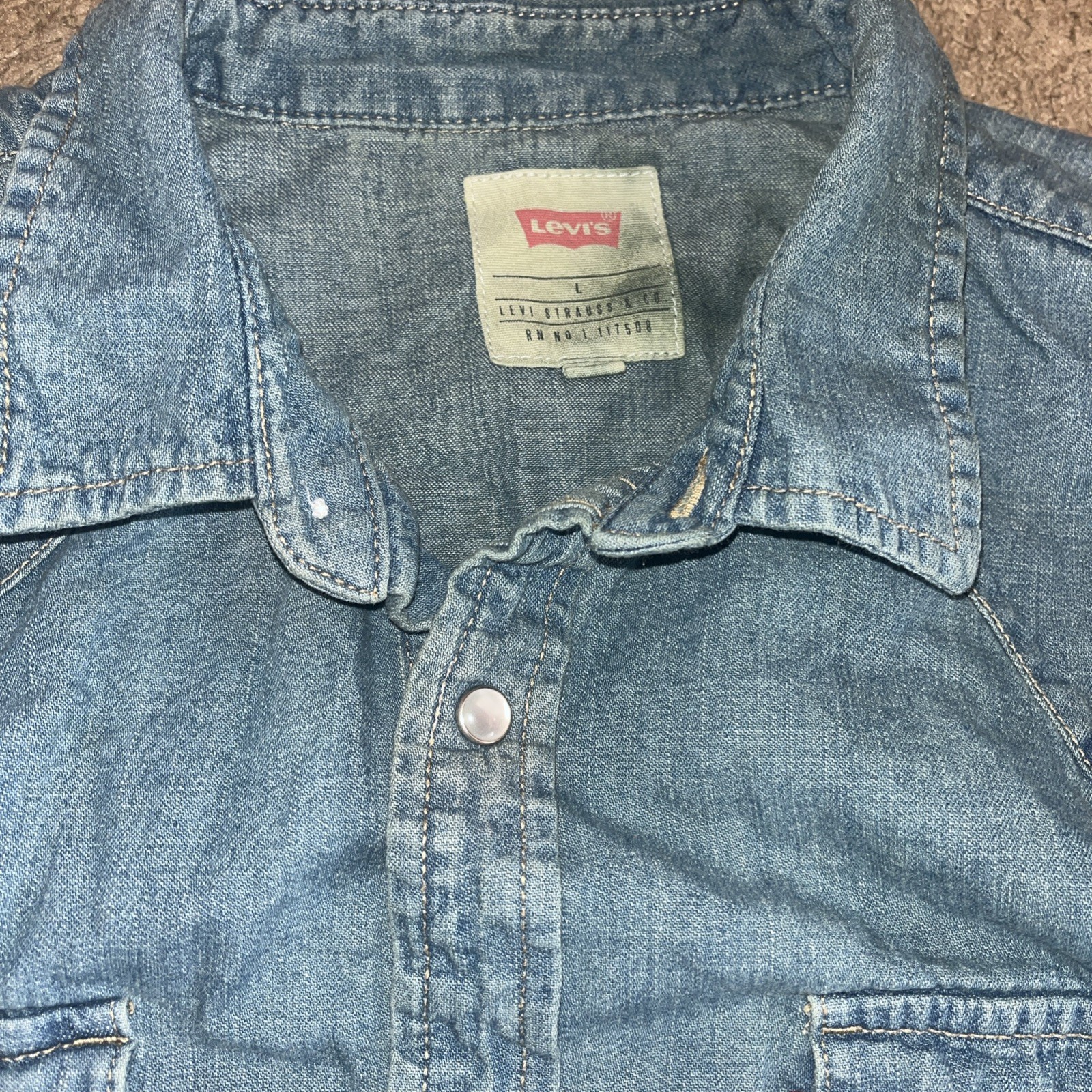 Lot 2 Levi’s Sawtooth Western Shirts Pearl Snap Denim Wash Color Transfer Grunge