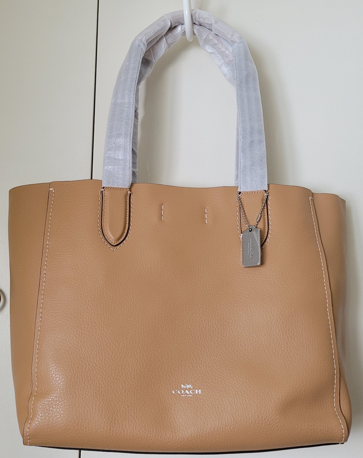 COACH Derby Tote Bag Latte F58660 Soft Pebbled Leather Shoulder bag Yellow inter