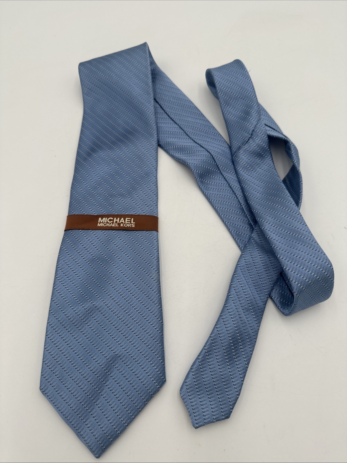 MICHAEL KORS MK Blue Pattern Neck Tie Classic Length 57″-60. 100% Silk