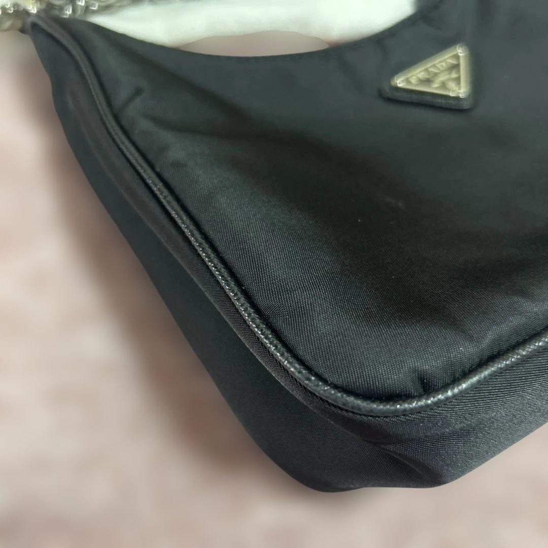 PRADA Re-Edition 2005 nylon shoulder bag 659793