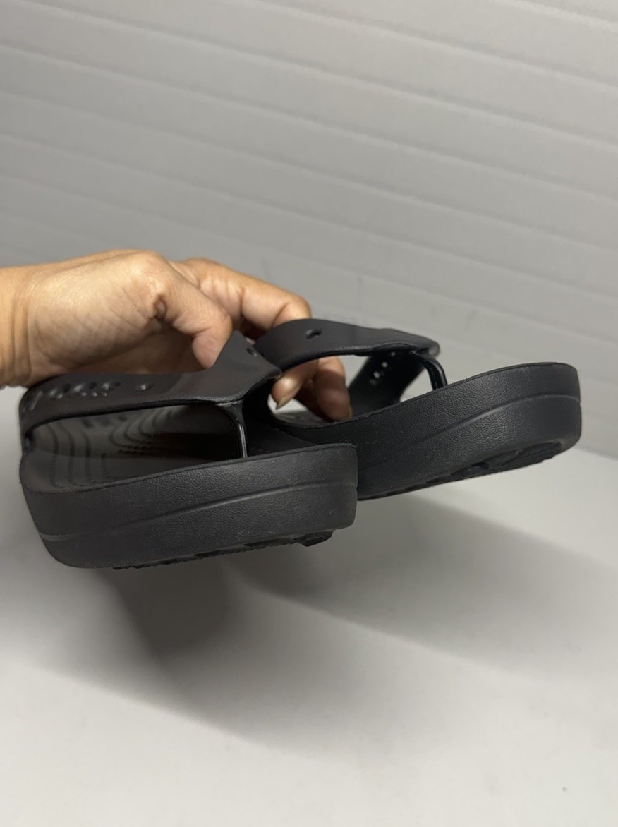 EXCELLENT CONDTN-CROCS Baya II Flip Flops Slide Sandals Black Size 7 ($40)