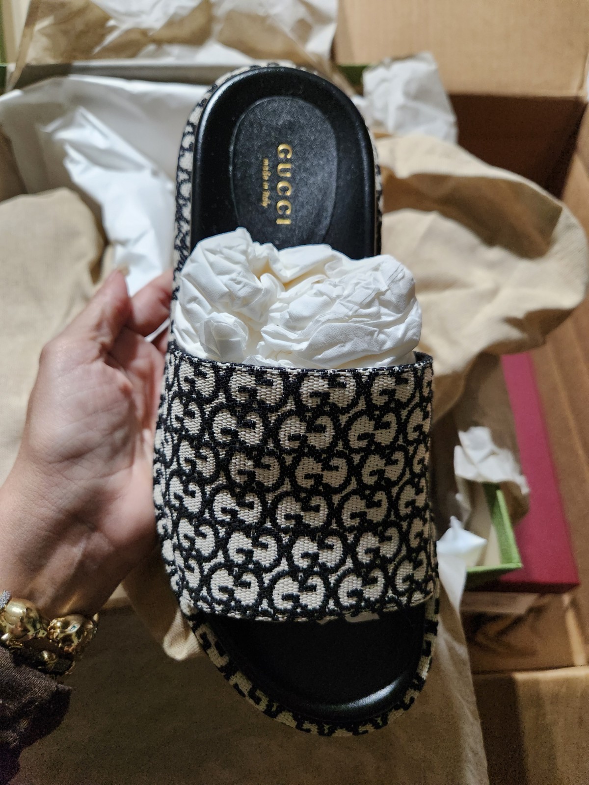 NEW Authentic Gucci Angelina Large Full GG Jacquard SlidesRetail $980