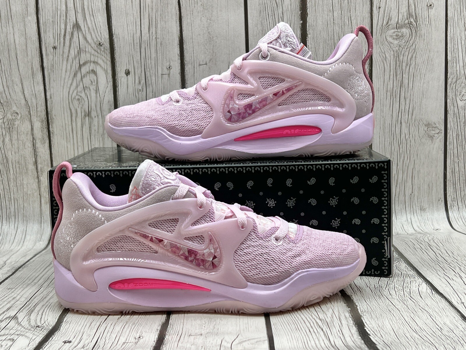 Nike KD 15 NRG Aunt Pearl Size 13 DQ3851‑600