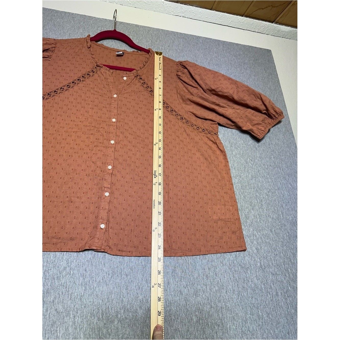 Boho-chic Old Navy terracotta brown cotton eyelet blouse featuring puff sleeves
