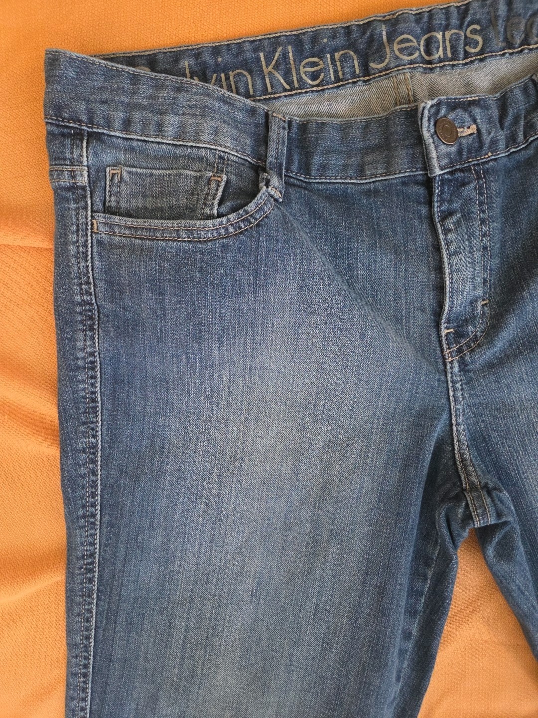 Calvin Klein Women’s Jeans Lean Boot Size 32 14 Button Flap Back Pockets