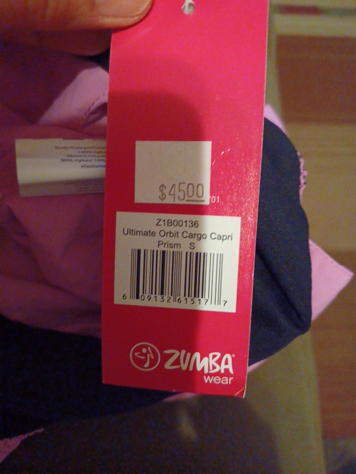 Zumba Wear Women’s Small Ultimate Cargo Capri Pants Prism Pink (GM1)