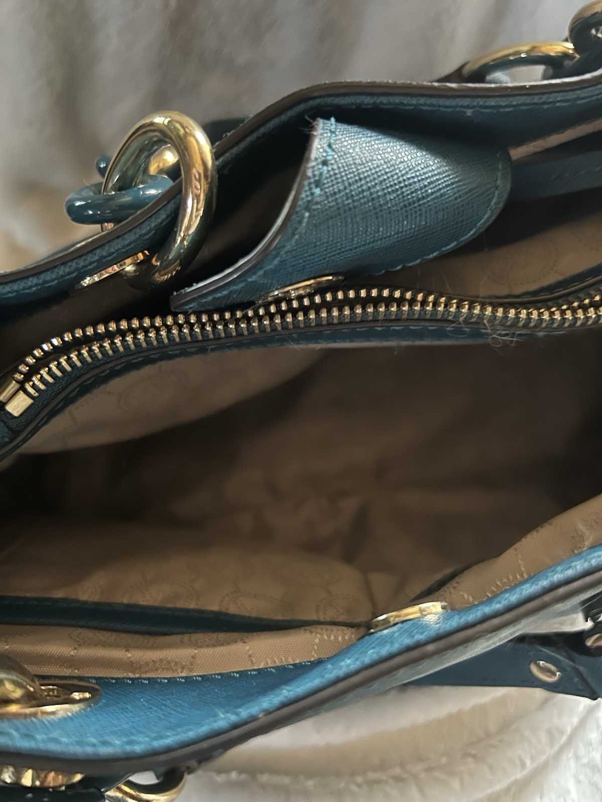 Michael Kors Leather Zip satchel, Top Handle, Chain, Gold Hardware