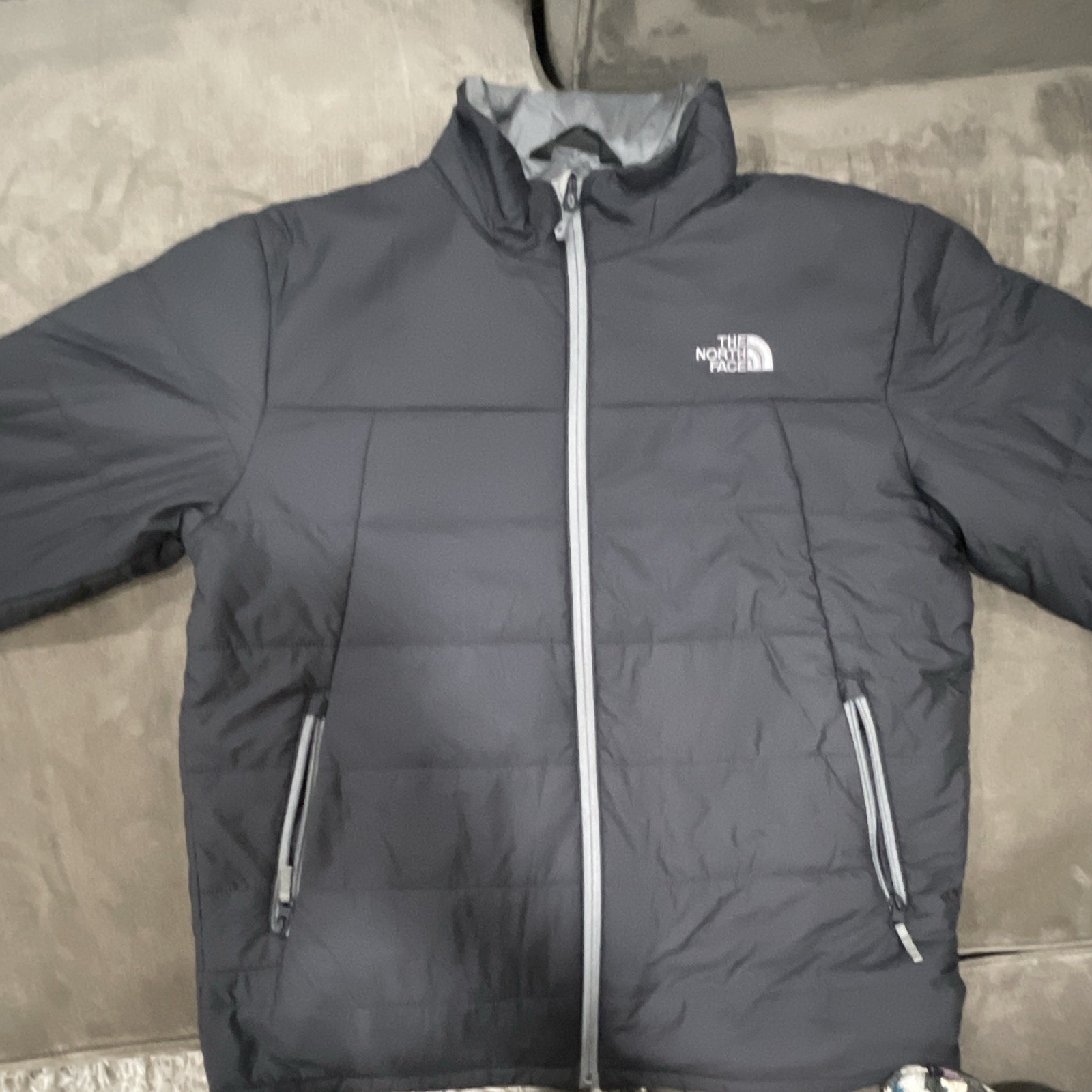 The North Face Men’s Black/Full-Zip Short Puffer Jacket