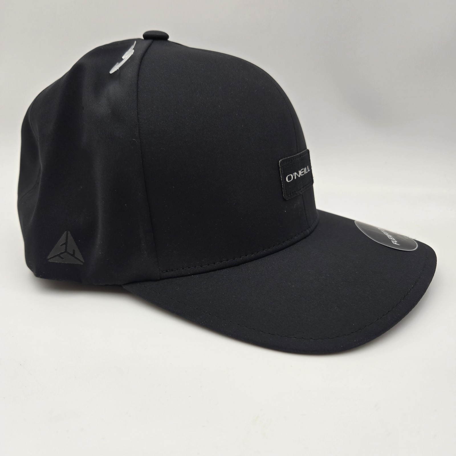 NEW O’Neill Flexfit Delta Fitted Hat Cap Mens Large/XL Black Stain Block Tech