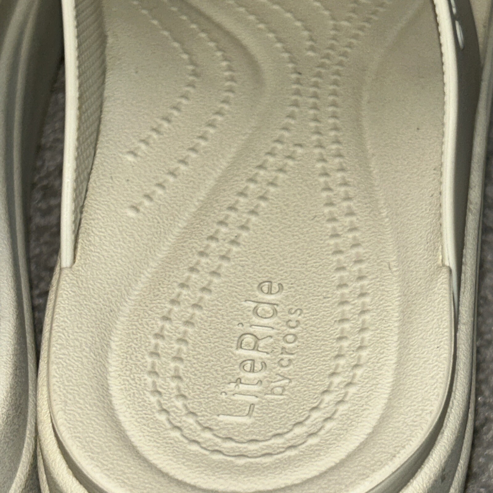CROCS LITERIDE BROOKLYN FLIP Size 10 Sandals 1.7″ Wedge Heel
