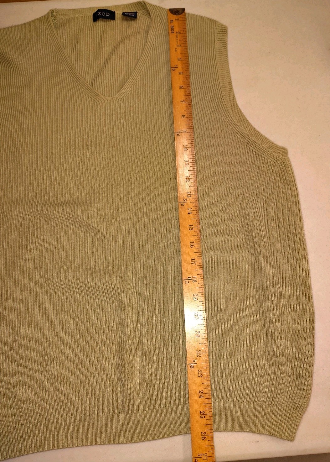 IZOD V-Neck Sweater Vest Men’s Sz Large Moss Green Classic Preppy Retro Golf Dad