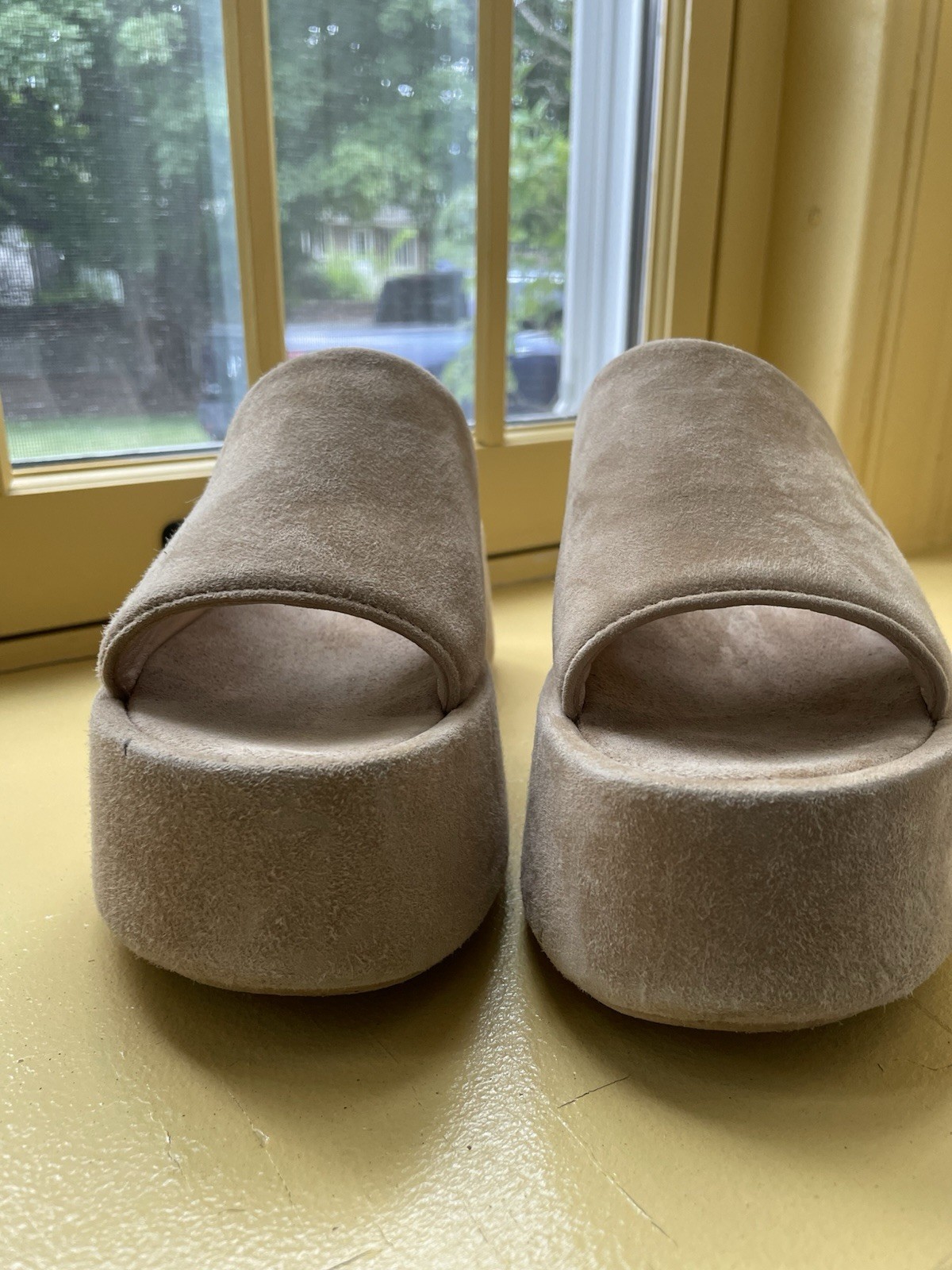 LA CANADIENNE Kyrie Platform Suede Sandals in Sand EU 37 / US 7 Made in Italy