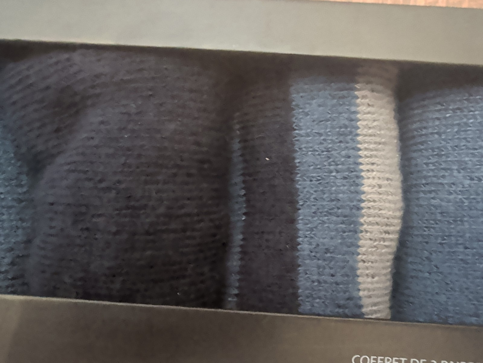 Joes Jeans Mens 3 Pairs Assorted Blue Colors Full Terry Thick Boot Socks Box Set
