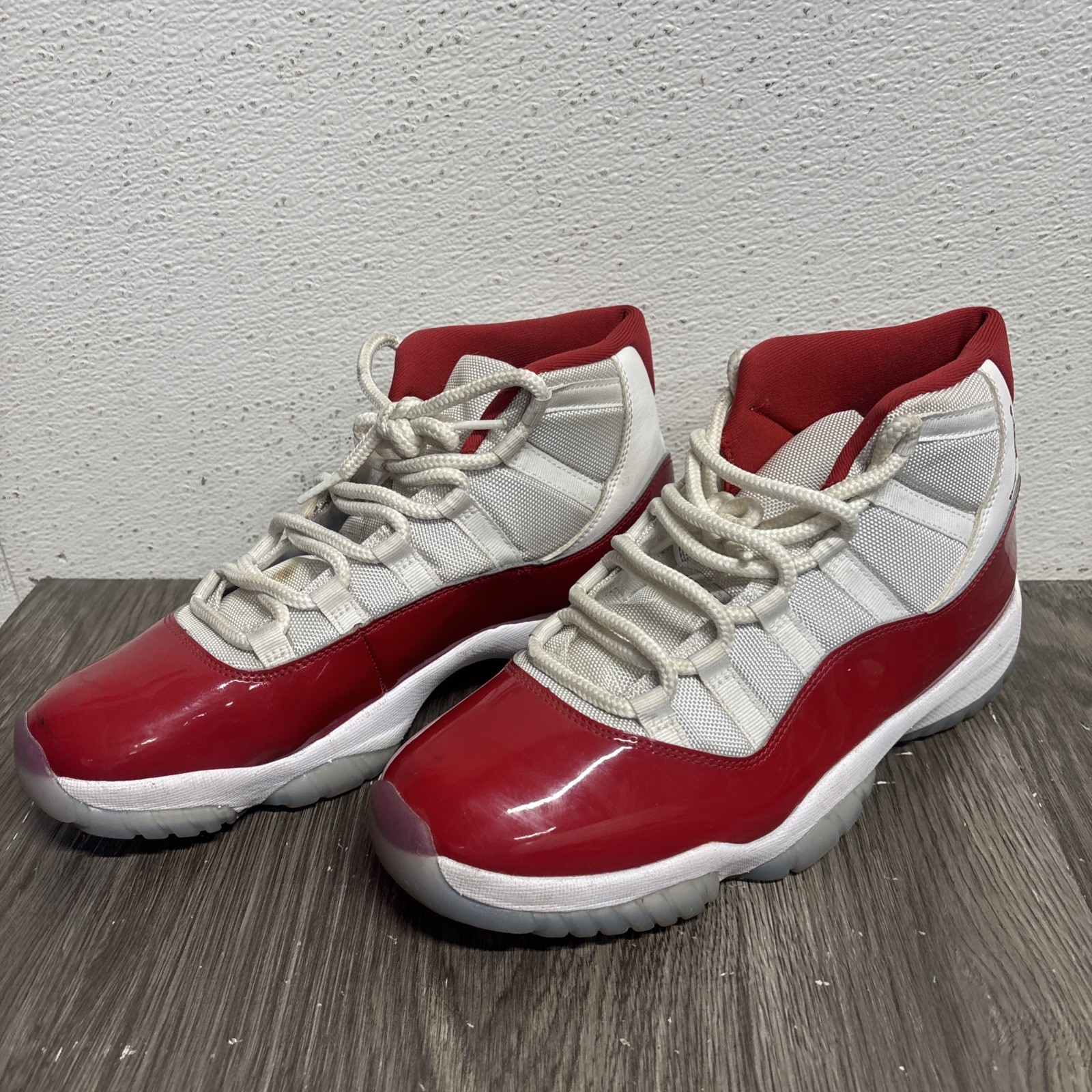 Nike Air Jordan 11 Retro High ‘Cherry’ Men’s Sneakers Size 10 #2R2A