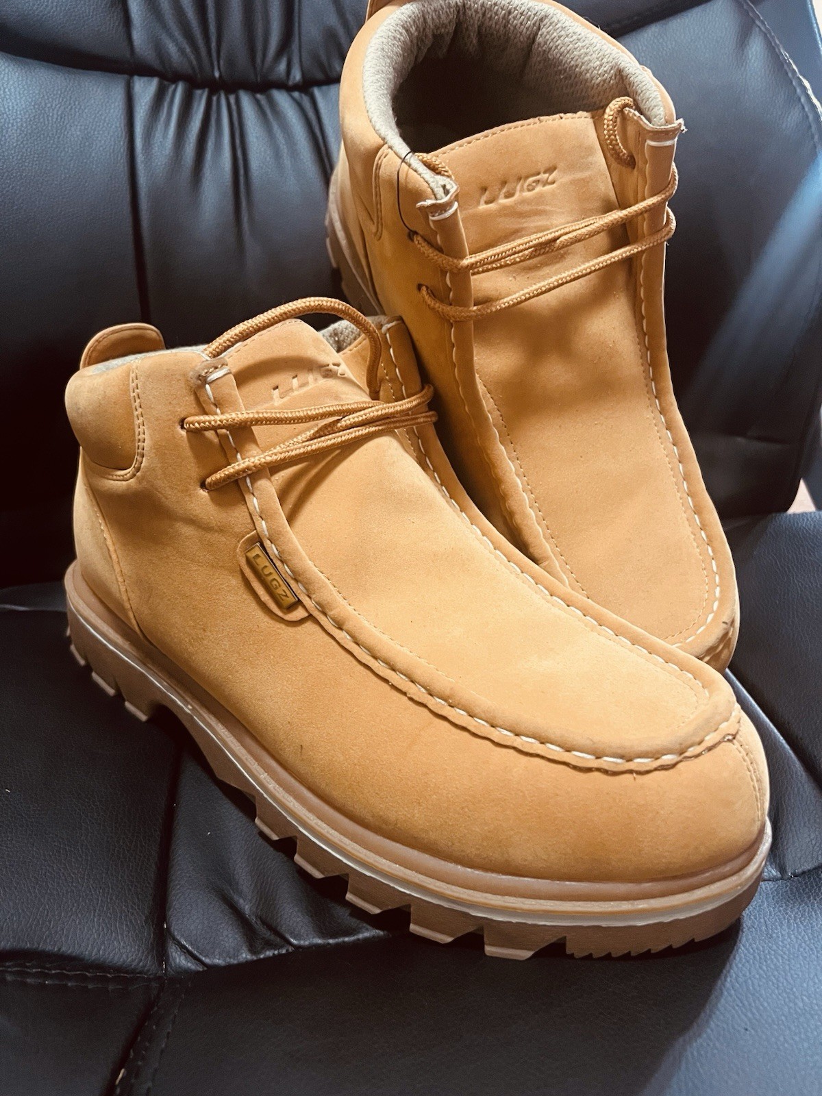 Lugz Tan Suede Men’s Chukka Boots Comfort Lace-Up Rugged Rubber Sole Casual