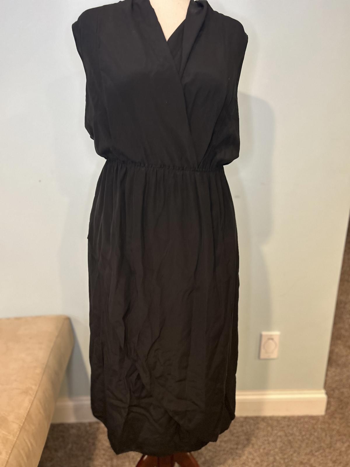 Vince Draped Cross Front black 100% silk wrap dress Size Large