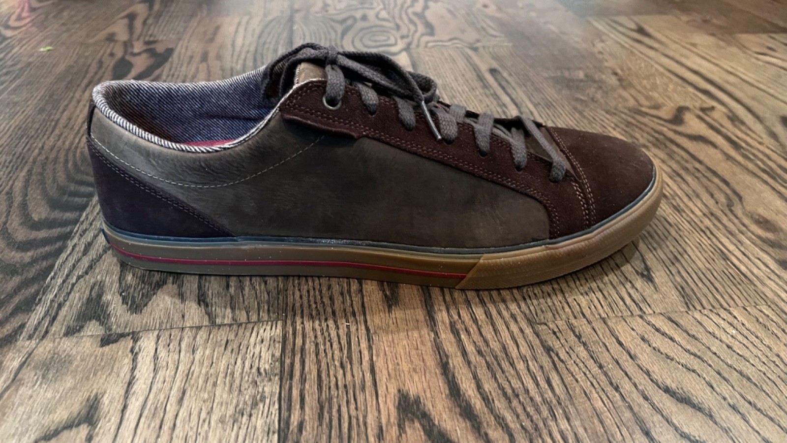 NEW Teva Roller Leather/Suede Skate Shoes Mens Size 11