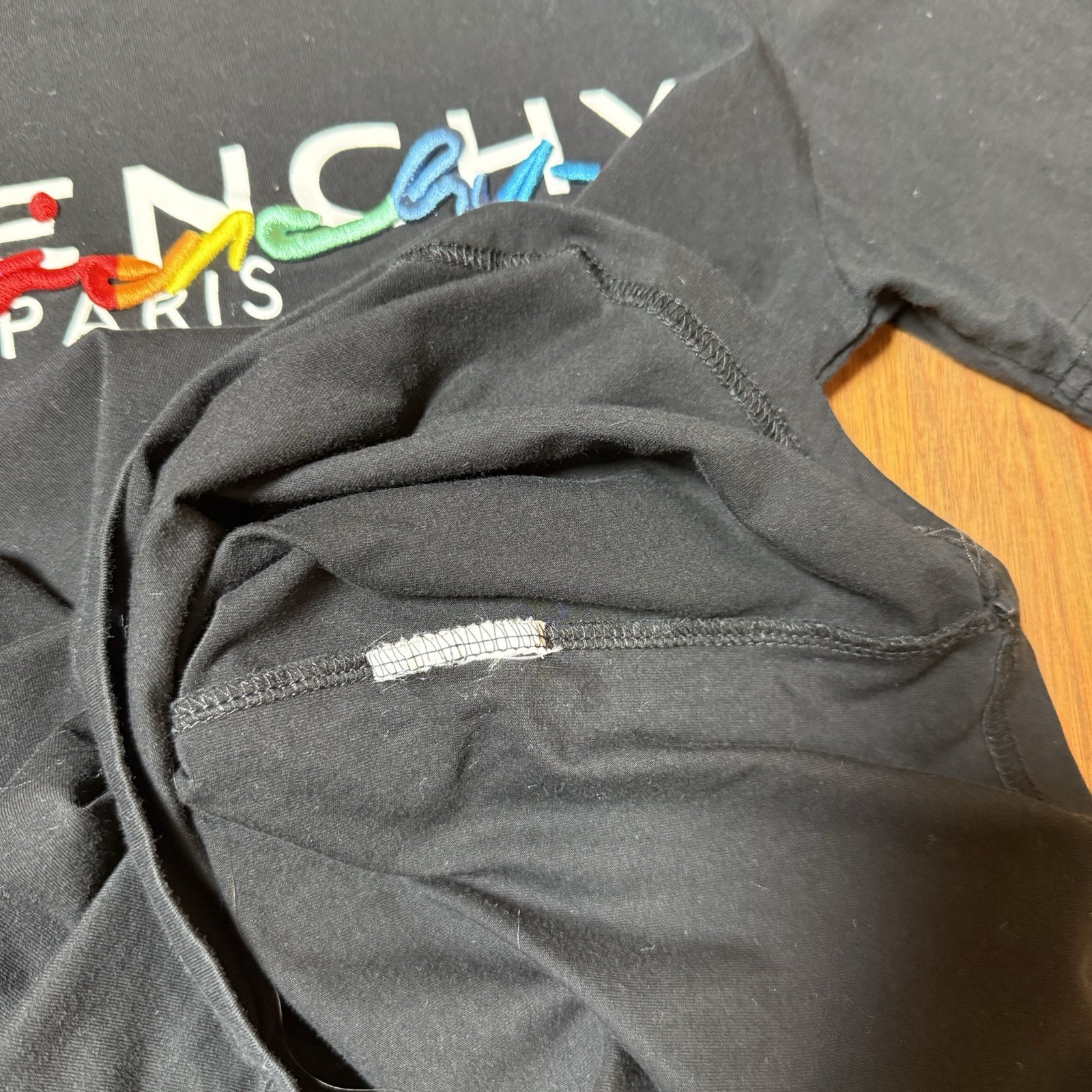 Givenchy men’s black T-shirt Size S