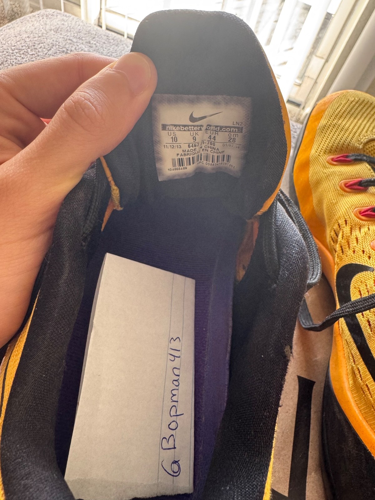 Size 10 – Nike Kobe 9 EM Bruce Lee