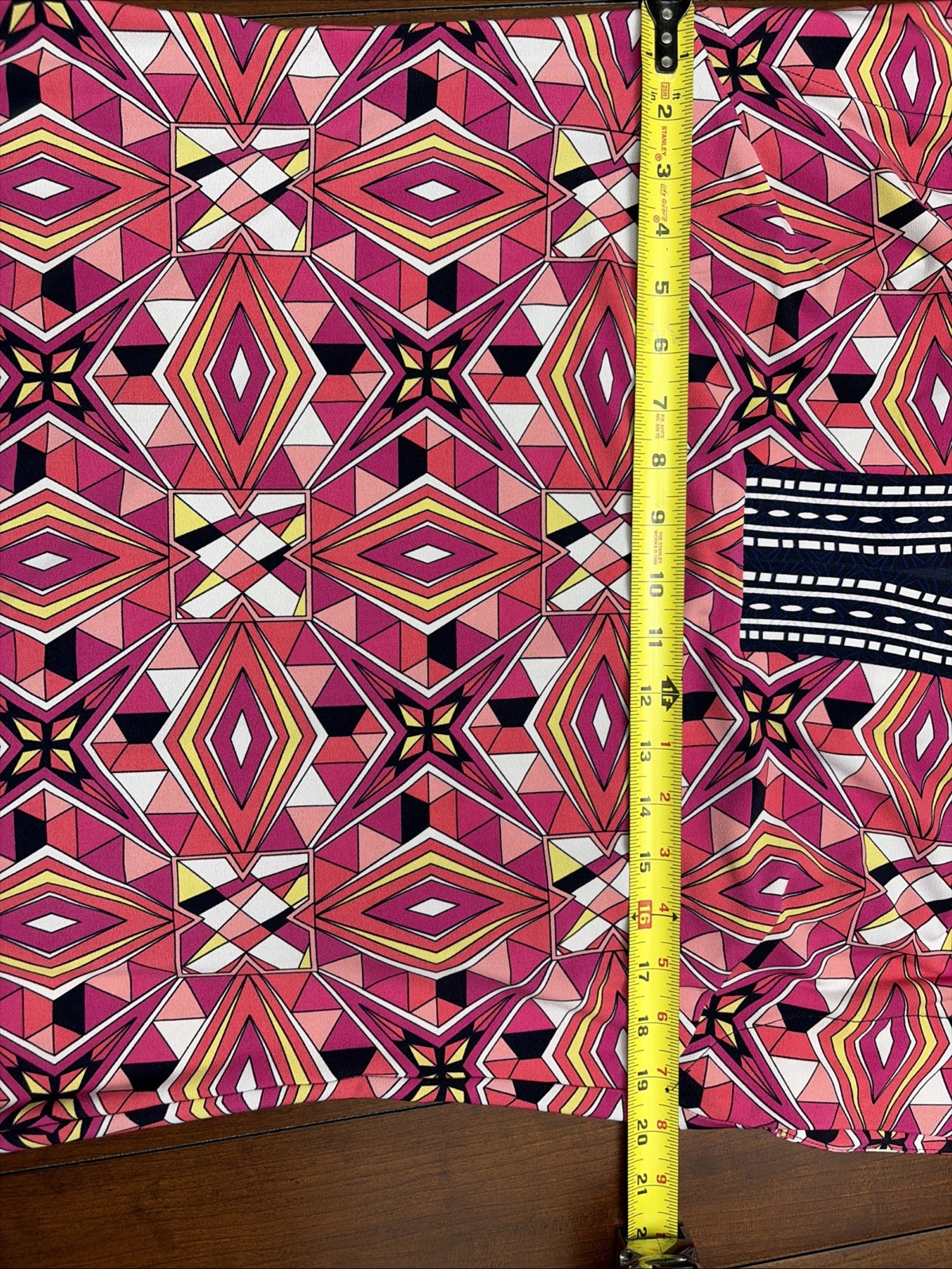 Laundry by Shelli Segal Pink/Multi Geometric Shift Dress Women’s SX Medium EUC