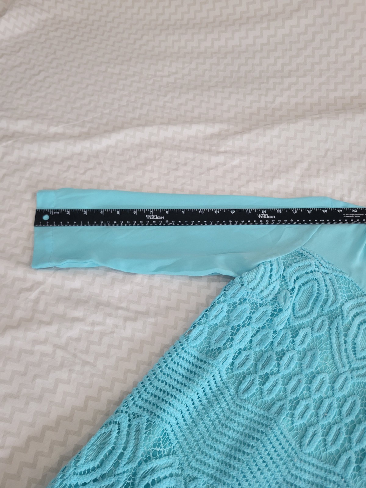 Valerie Stevens Embroidered Lace Turquoise V Neck 3/4 Sleeve Crochet Breezy top