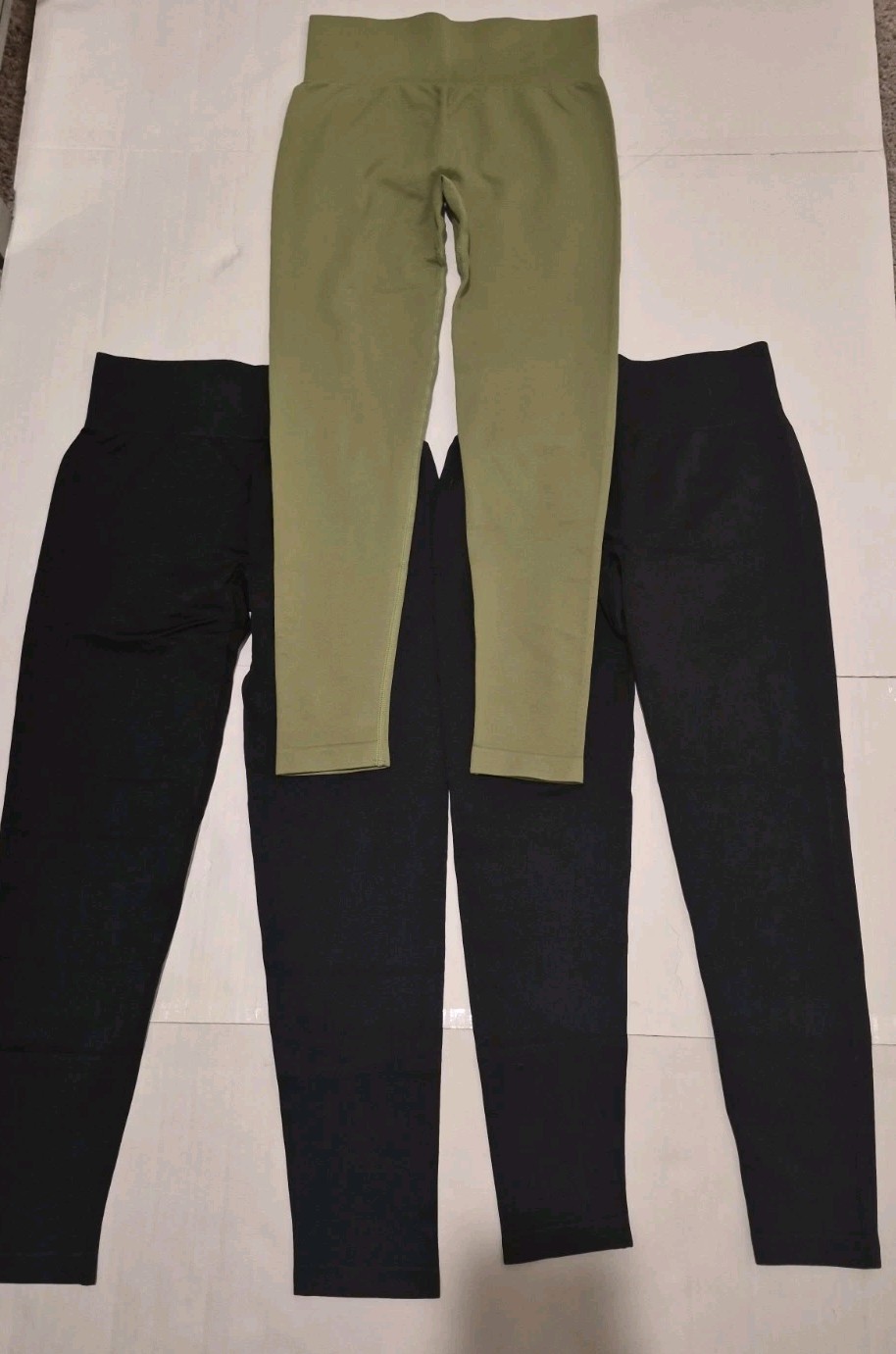 OQQ Leggings Womens 3 Medium 2 Black And 1 Green High Waist Ankle Yoga Pants