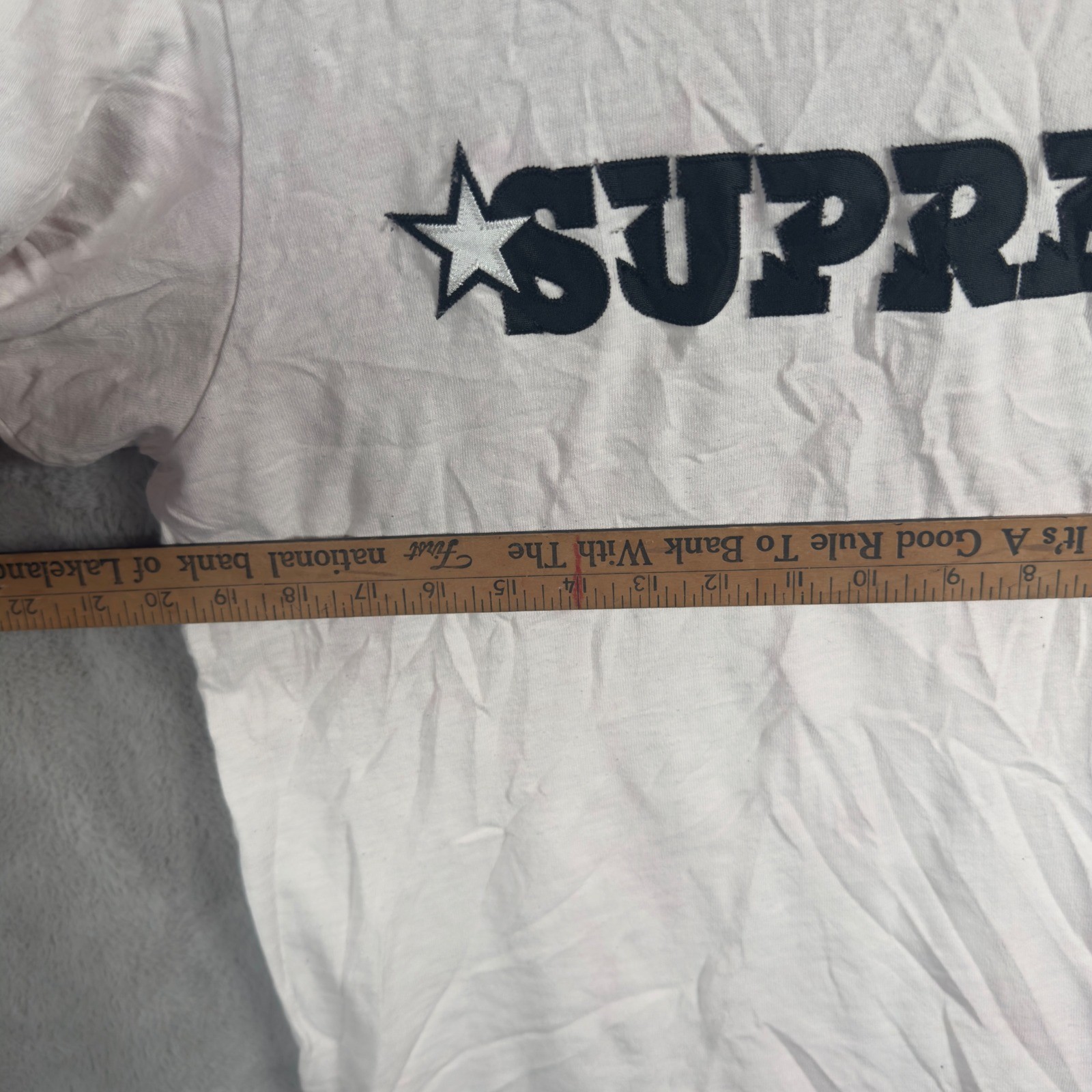 Supreme Star Applique Logo T-Shirt Mens Large White Black Y2K Streetwear Tee