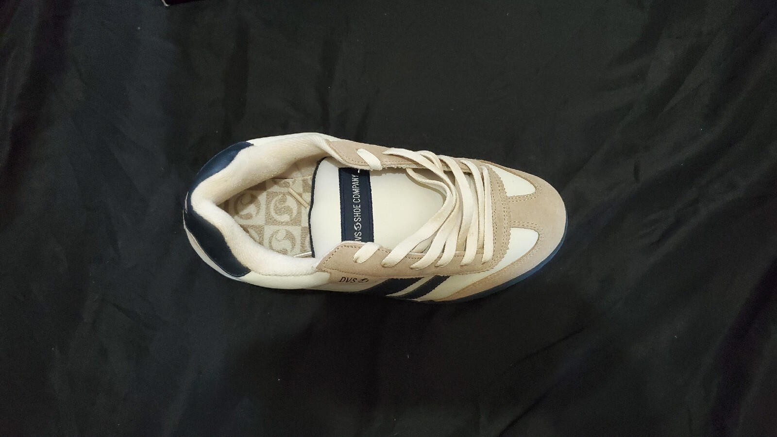 Dvs Shoe Company Milan Size 9 Cream / Blue