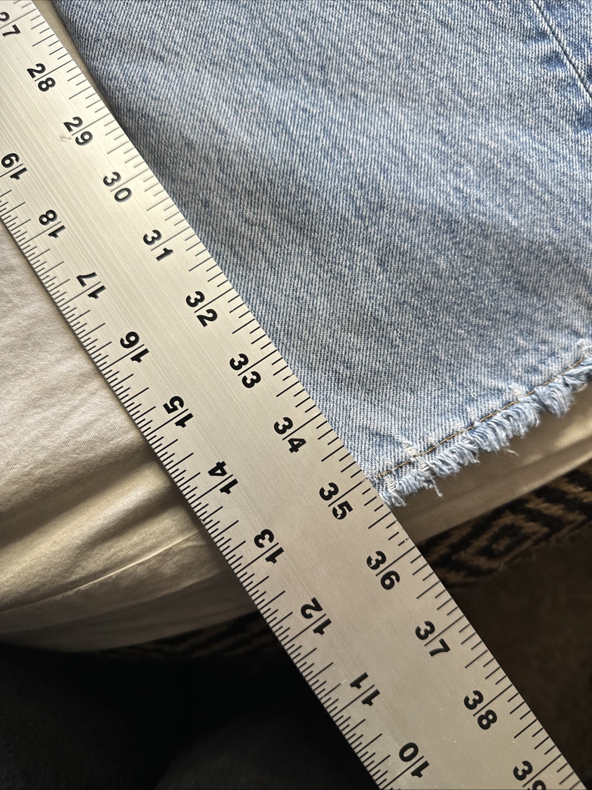 Vintage Levi’s 501 Blue 90s USA Button Fly 1990s Men’s 501xx Distressed 35X35