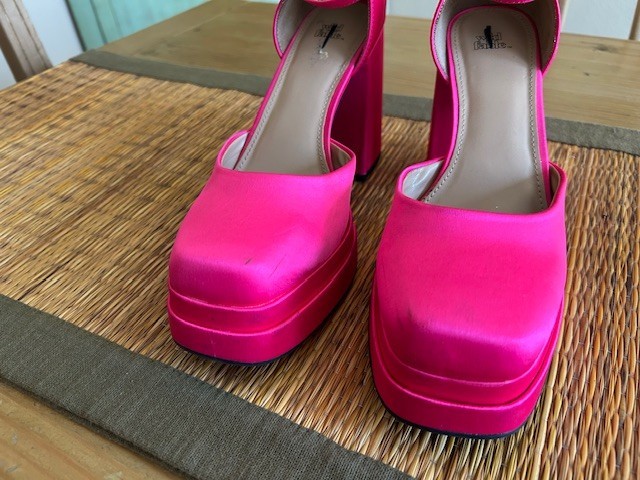 Wild Fable™ Hot Pink Satin Bianca Women’s 4 inch Platform Pumps Size 8 *Sexy*
