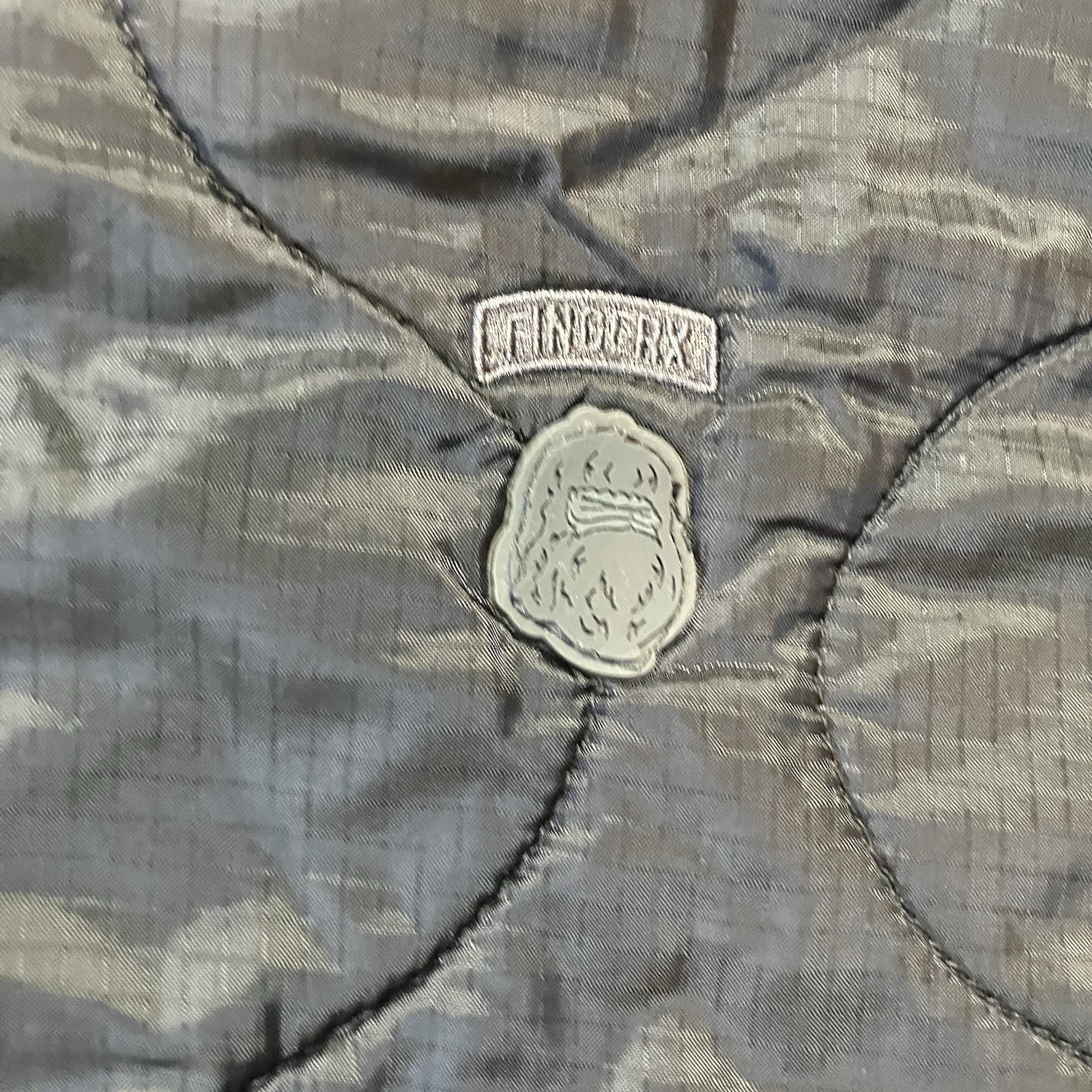 FINGERCROXX Jacket Mens Size Large Black Quilted Military Style Logo Ribbed Cuff