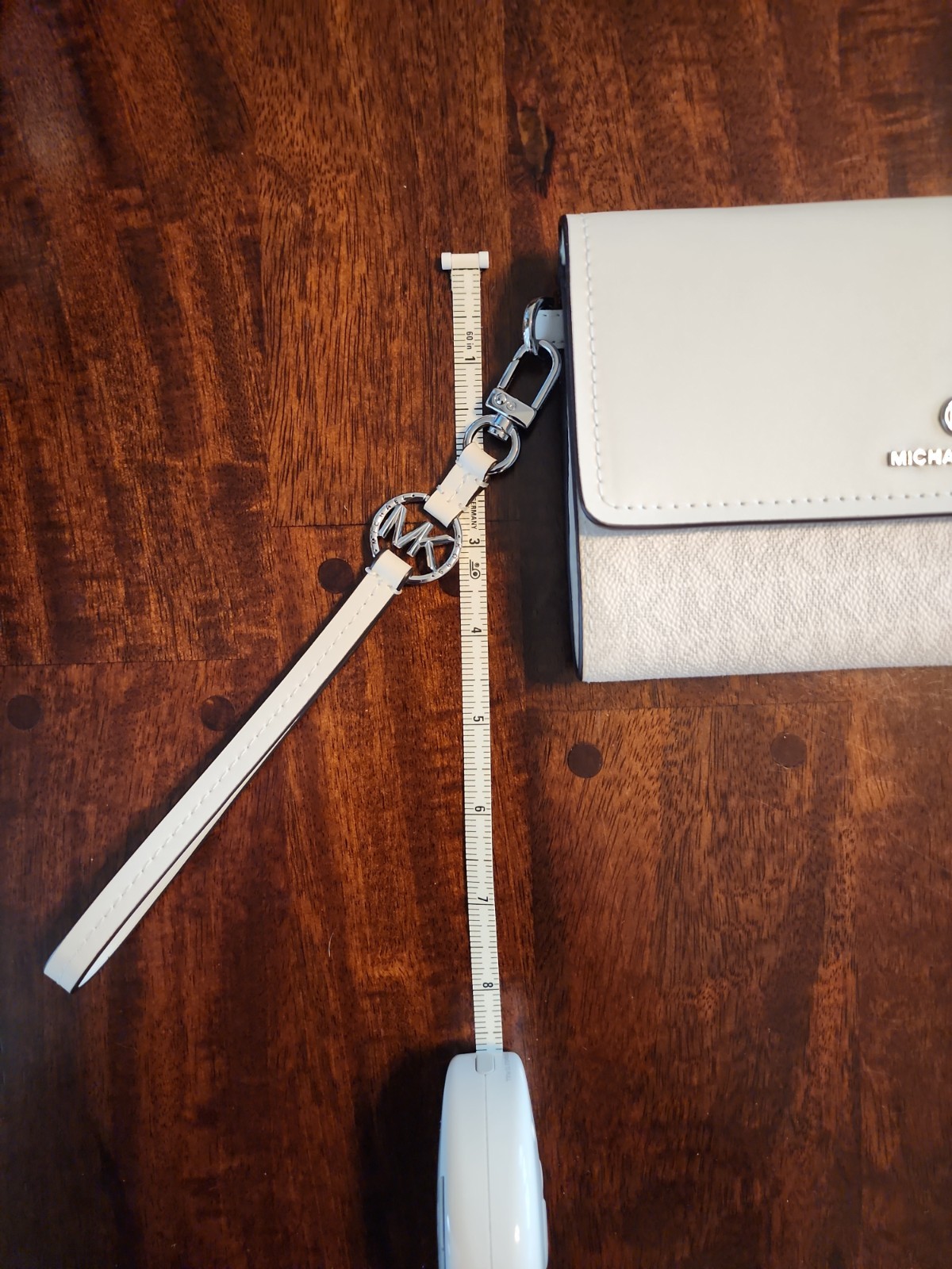 Michael Kors Jet Set Travel Signature Wallet Clutch WHITE – NWOT