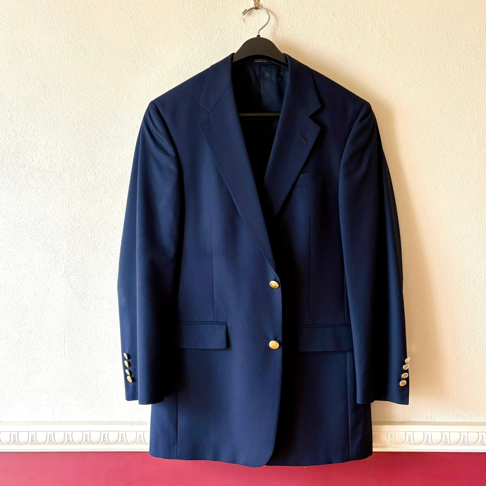 Hart Schaffner & Marx Navy Blue Wool Blazer Gold Buttons 38R USA Made Preppy VTG