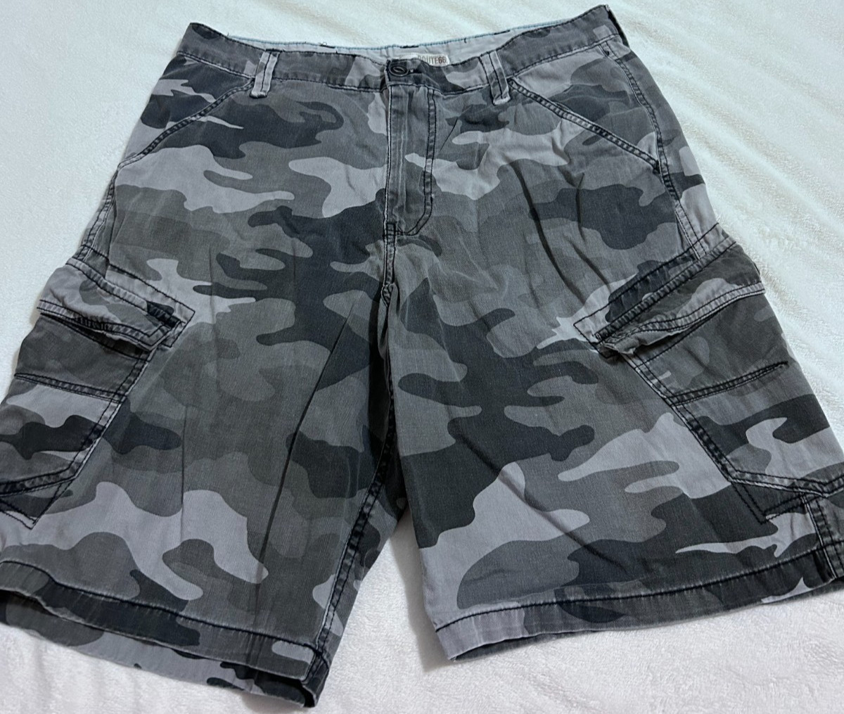 Vintage Grey Camo Cargo Shorts Route 66 Mens Size 36