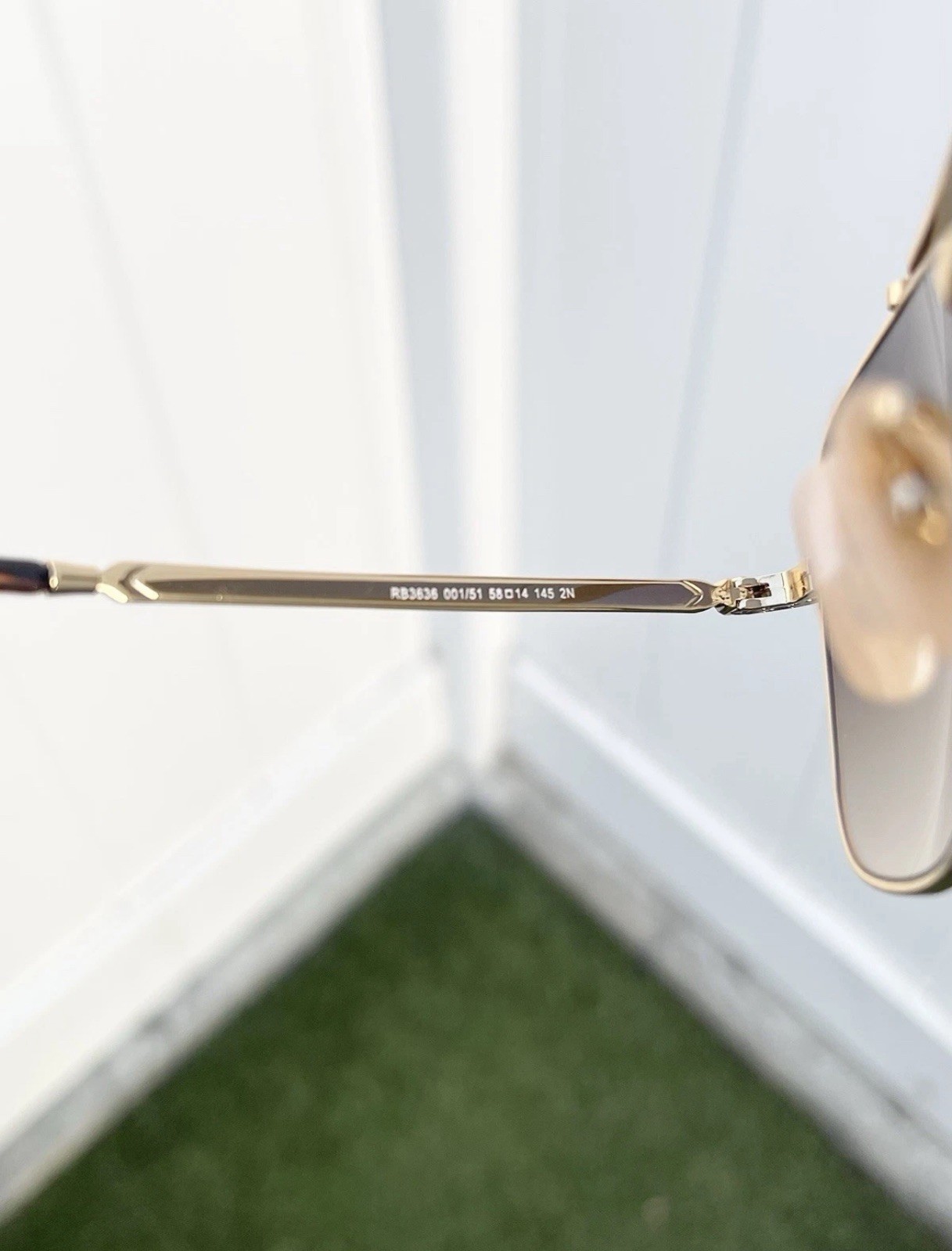 NWT Authentic Ray Ban New Caravan RB3636 3636 Gold Brown Lens 001/51 Size 58/14