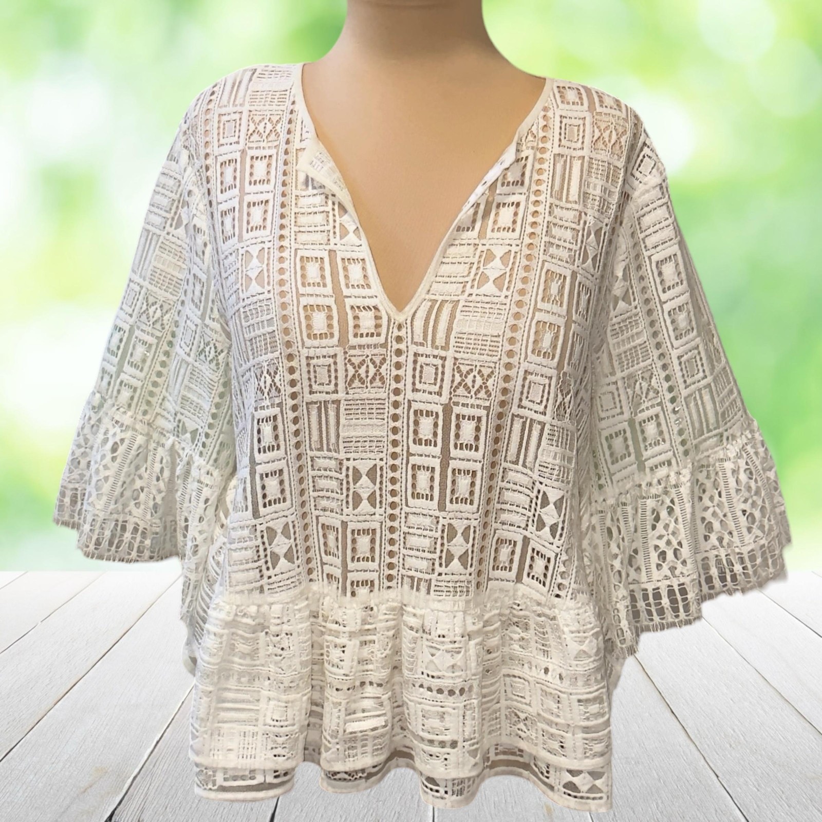 BCBGMAXAZRIA Lace Peasant Top Boho Crochet Bell Sleeve Sheer White Sz M