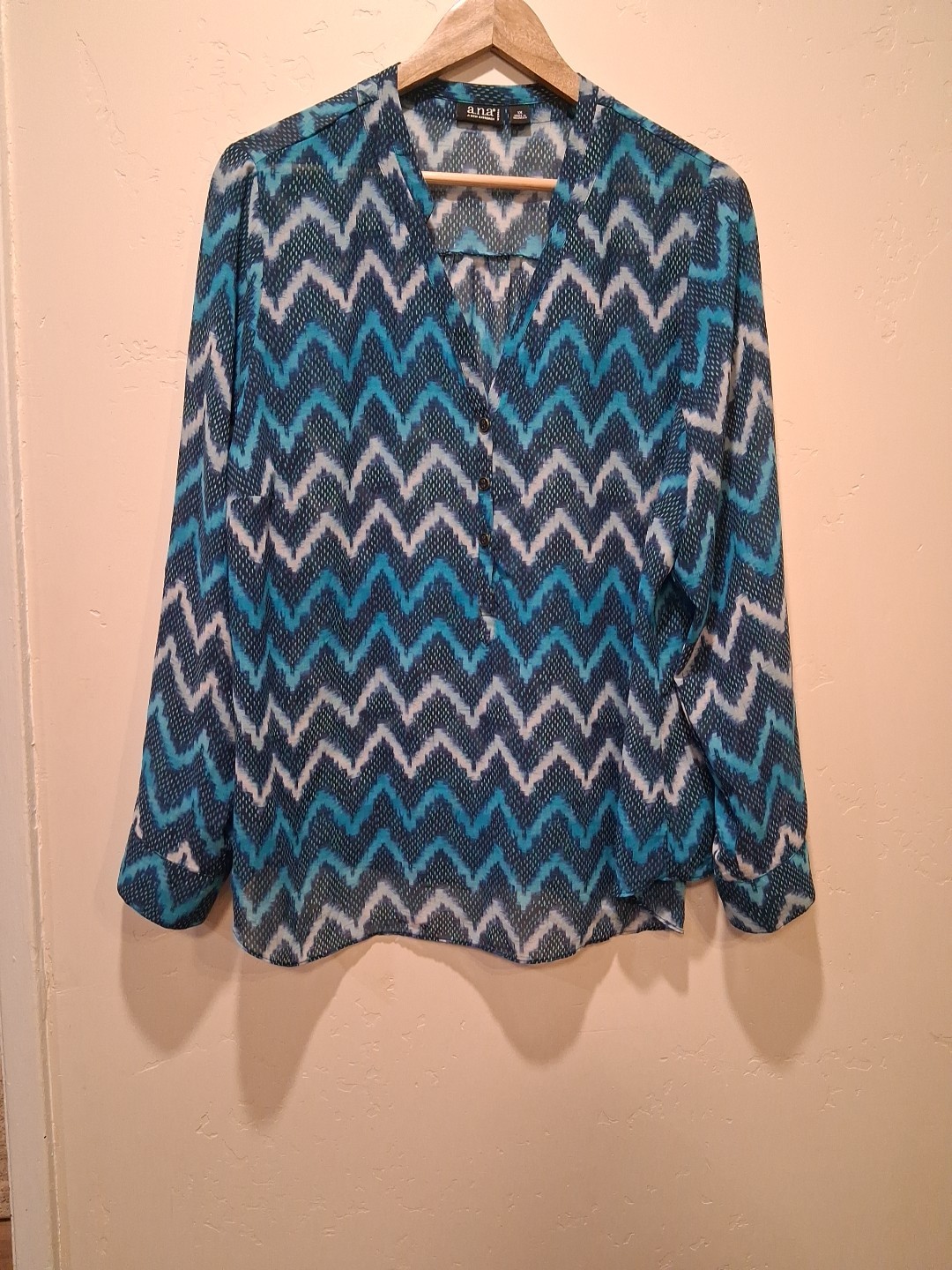 a.n.a A New Approach Womens Size 1X V Neck Long Sleeve Navy Sheer Blouse Career