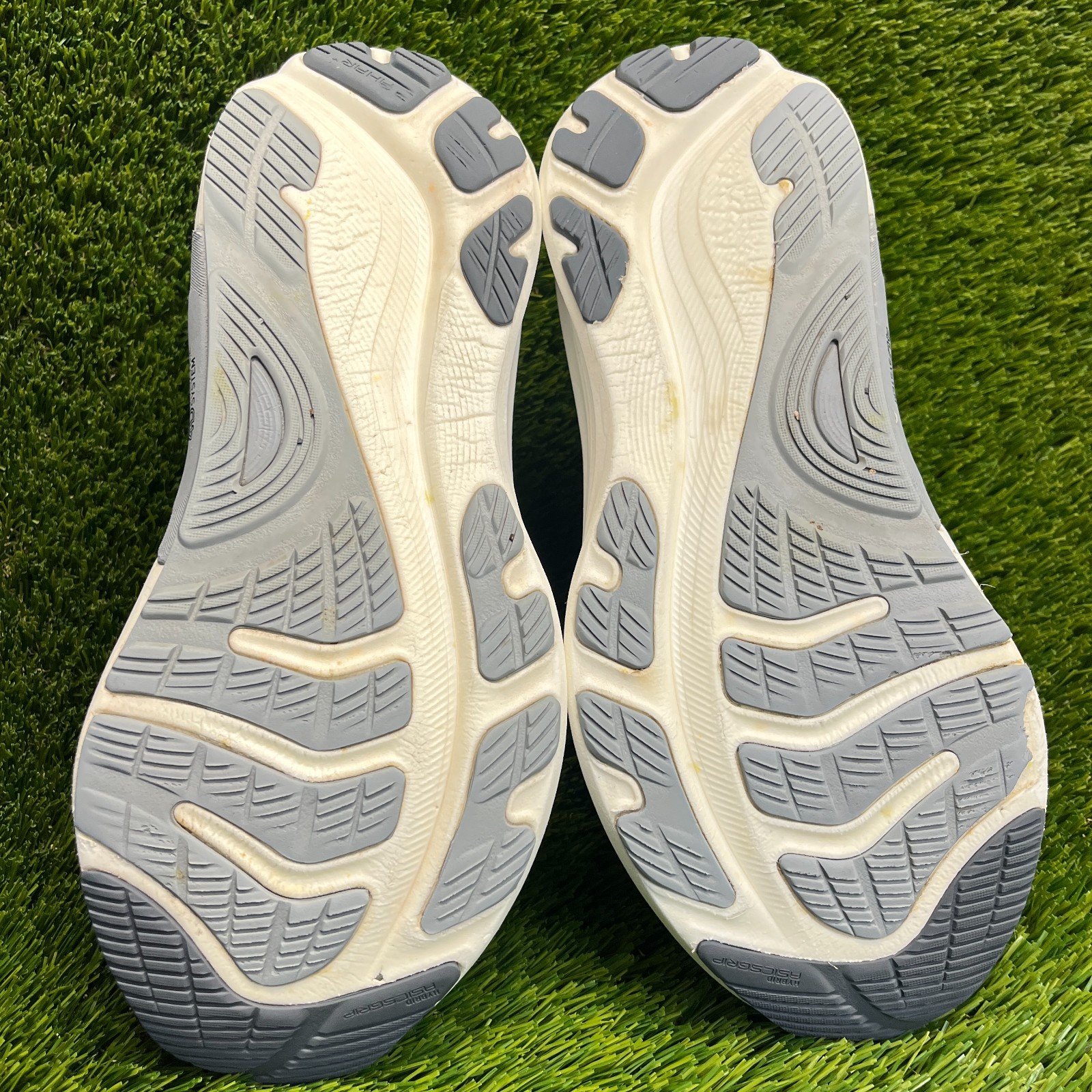 Asics Gel-Kayano 32 Mens Size 10.5 Gray Yellow Athletic Running Shoes Sneakers
