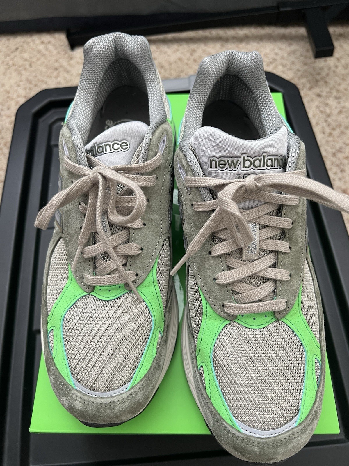 Men’s New Balance 990v3 Patta Keep Your Family Close Size 10.5