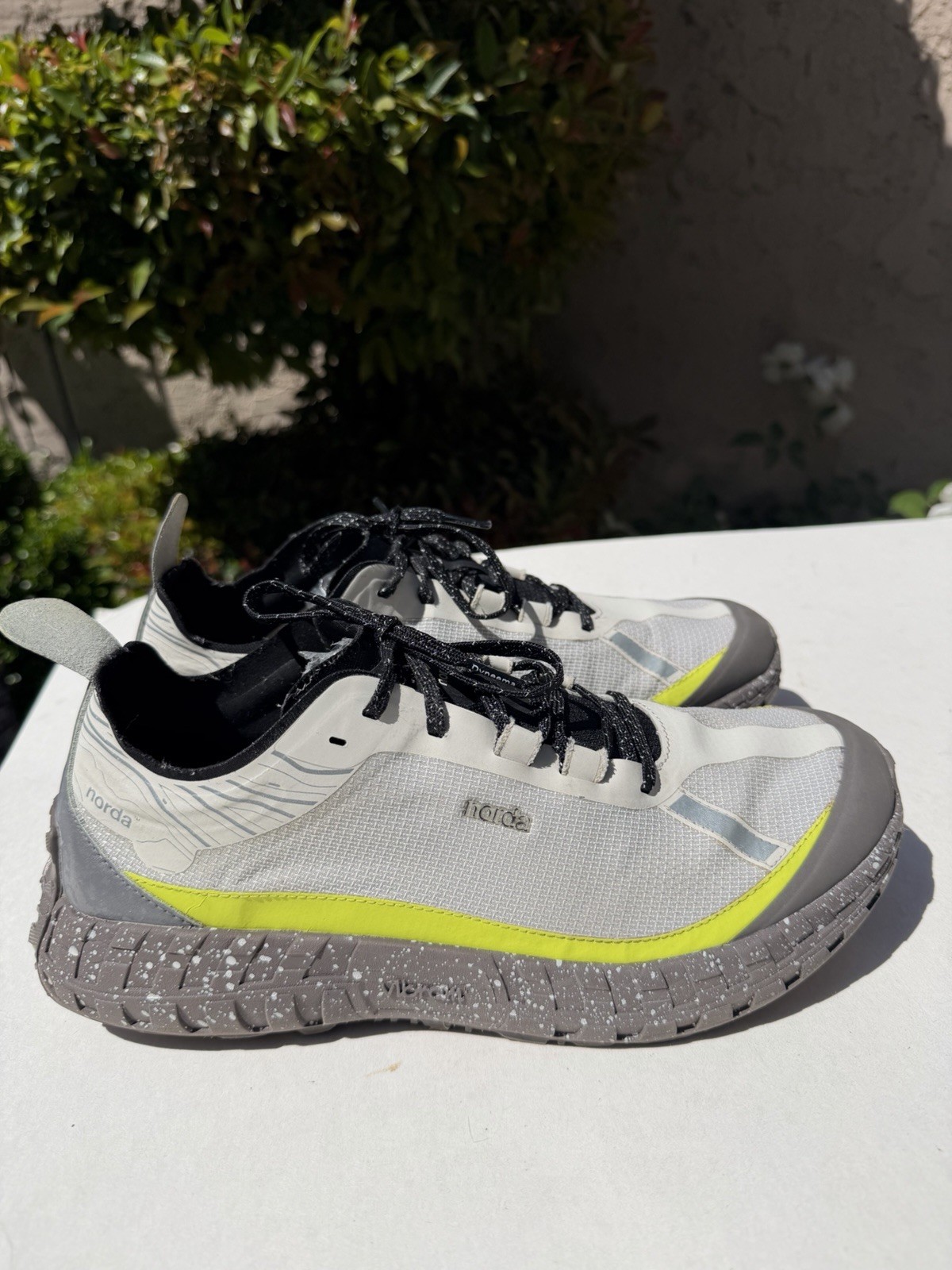 *worn* Limited Edition Norda 001 Men’s Gray Icicle Trail Running Shoes Size 11