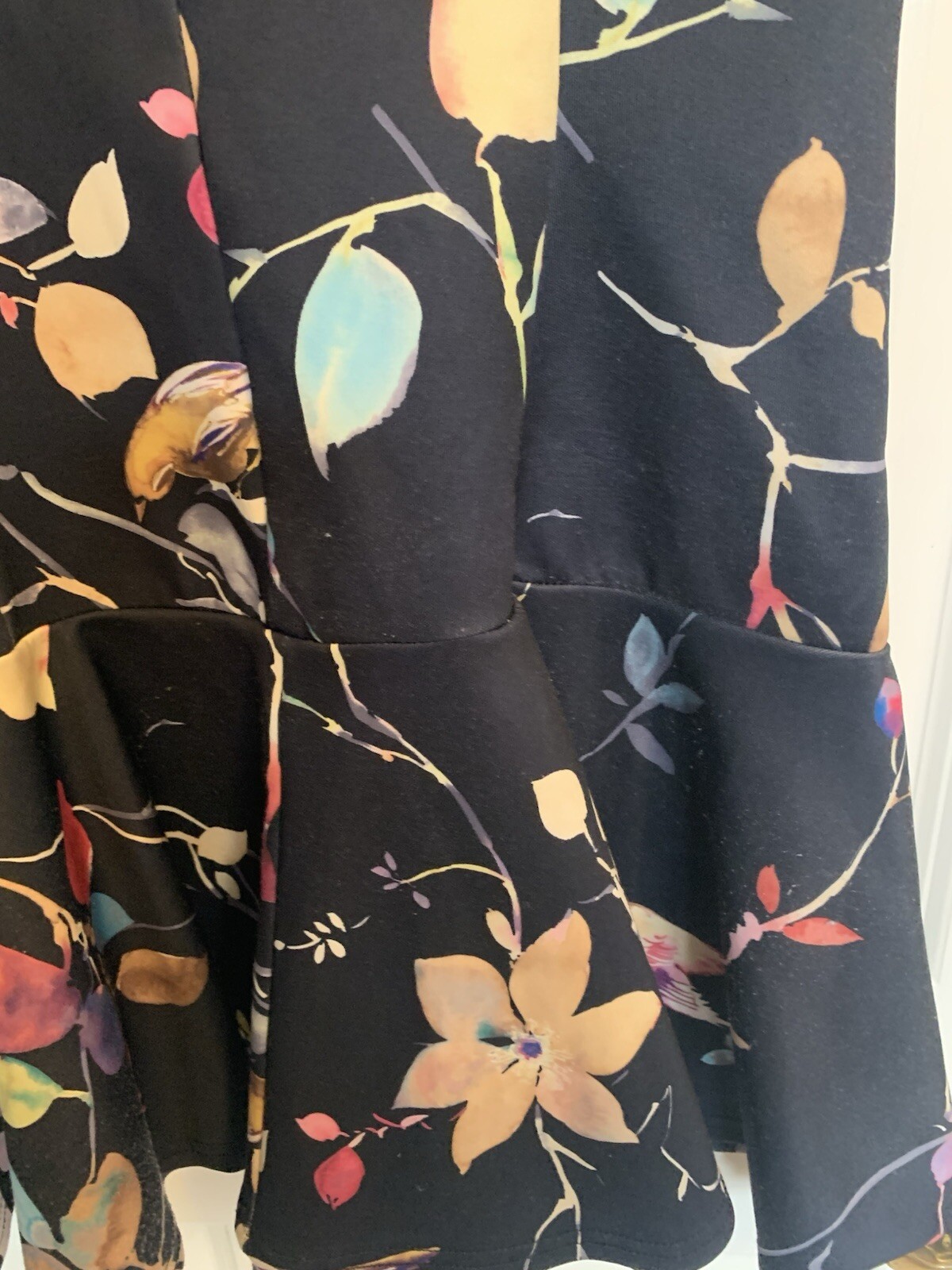 Short Black Dress Size 12 Floral design – Free Returns