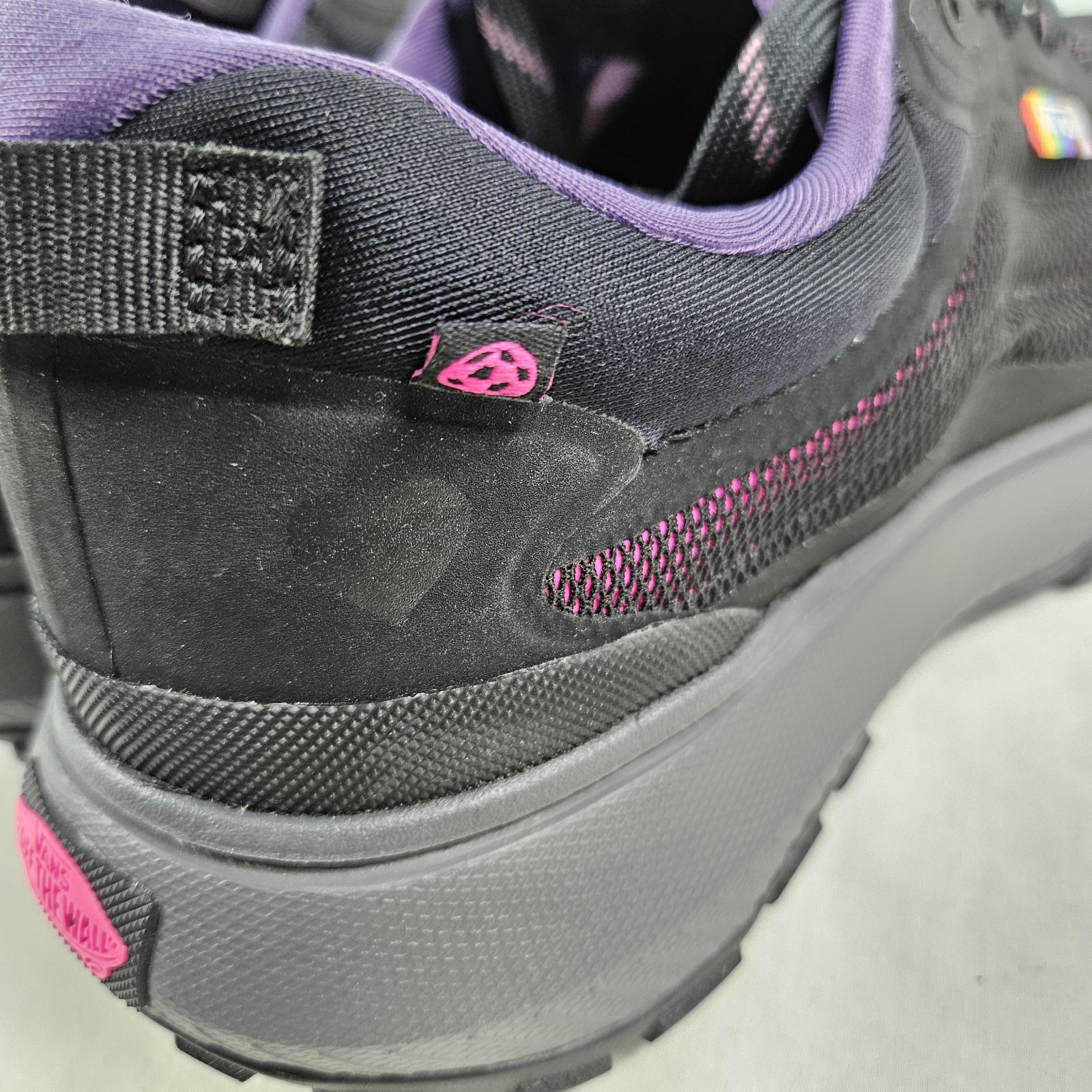Vans MTE Crosspath Together As Ourselves Shoes Hiking Women’s Size 8