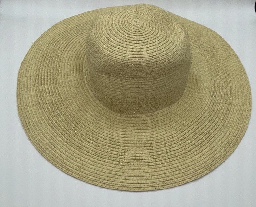 HatAttack Classic Travel Hat Tightly Woven w/ Gold Accent Women’s One Size NWOT