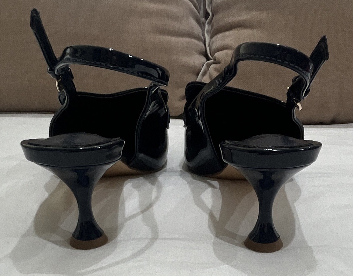 Tory Birch Navy Blue Patent Leather Pointed Toe Slingback Heels 8.5 Buckle Chic