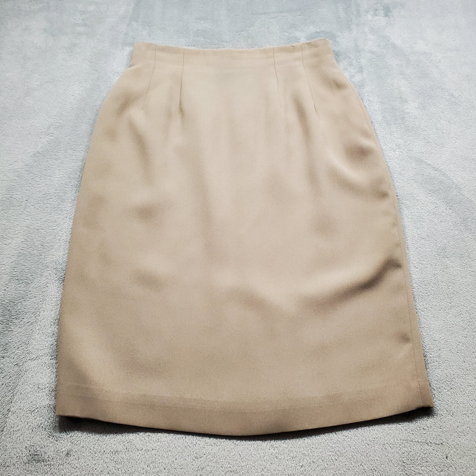 Chaus Lined Pencil Knee Length Skirt Light Brown 28″ Waist Back Zipper Wm Sz 6