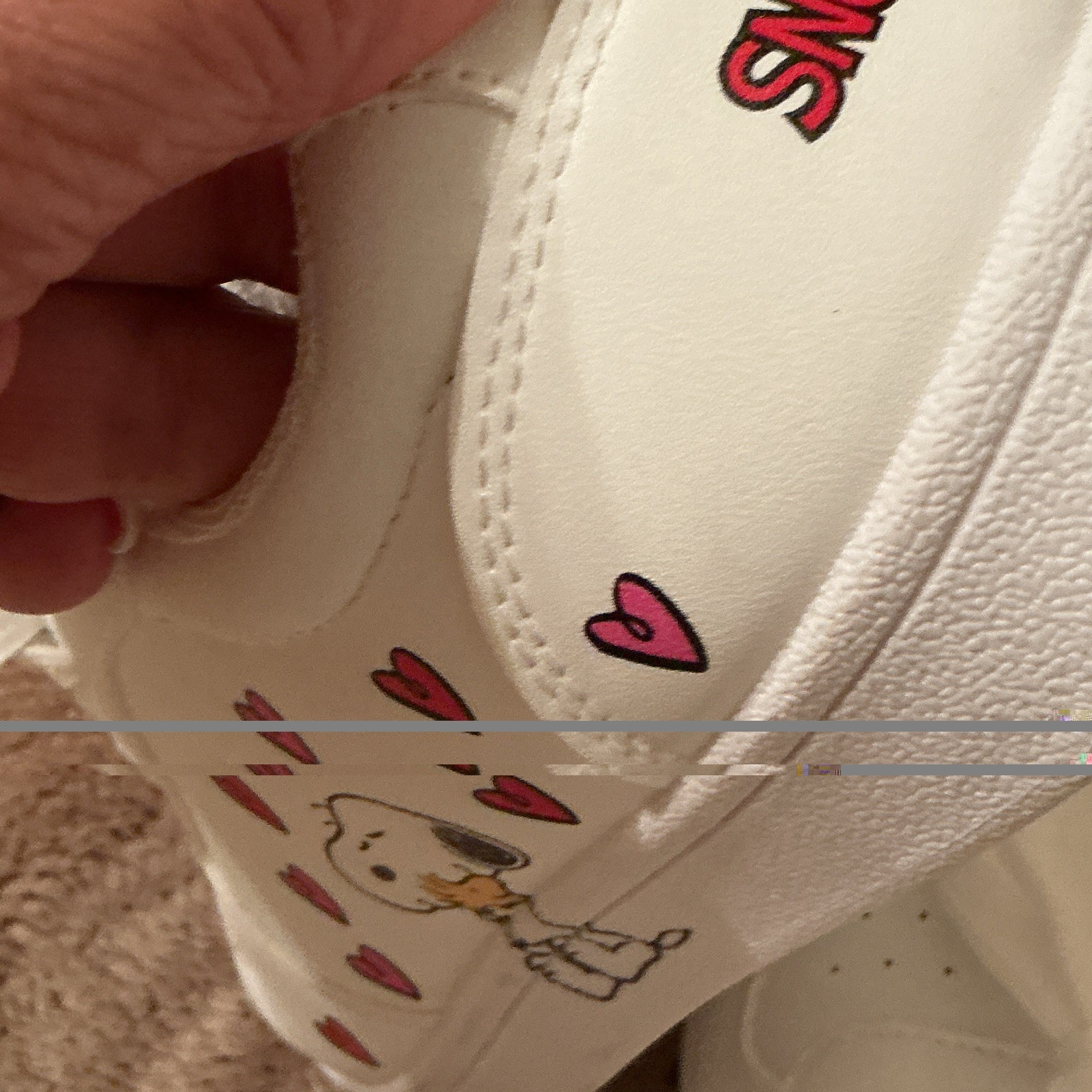 Peanuts Snoopy Child’s size 3 white with Snoopy & Woodstock + Peanuts socks